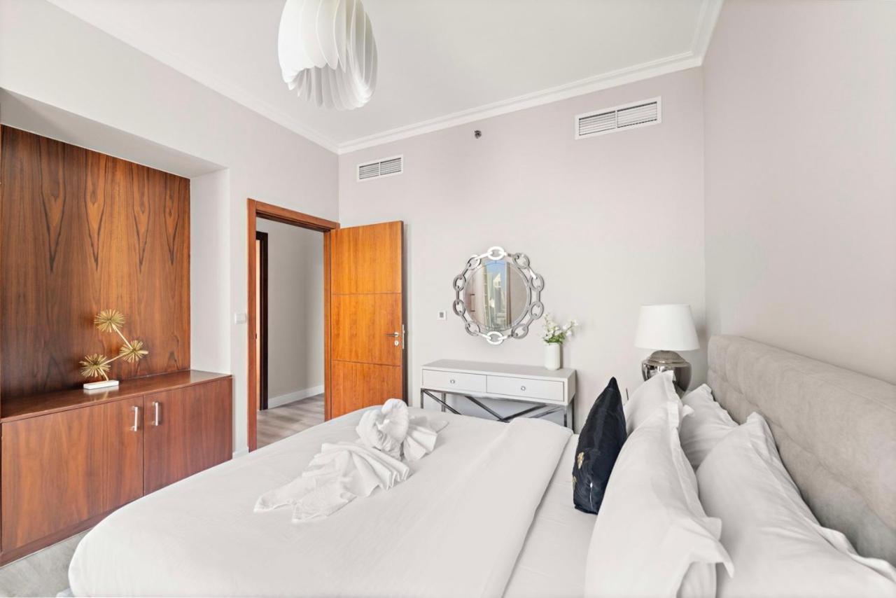 First Class 3Br With Full Burj Khalifa And Fountain View Ντουμπάι Εξωτερικό φωτογραφία
